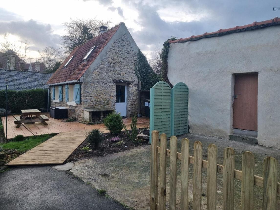 Aux Portes Du Chateau Cottage Intimiste Et Cosy A L'Abri Des Regards Propice A La Detente Rinxent Exterior photo